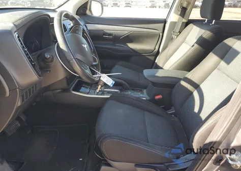 2017 Mitsubishi Outlander Es z USA, uszkodzony, nr VIN JA4AD2A30HZ024457